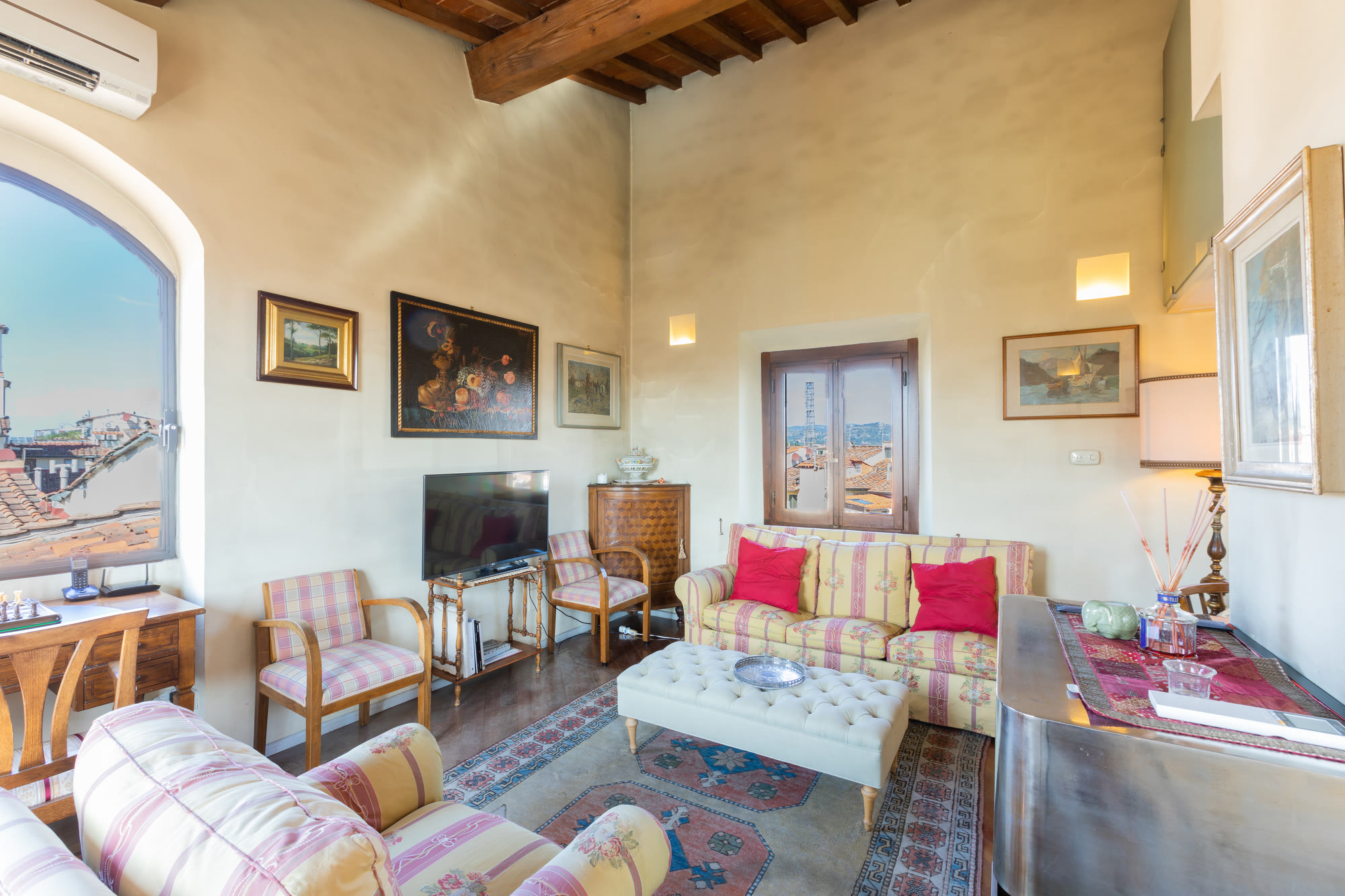 Fiesolana & Santa Croce Cozy Apartment View 360 — interni