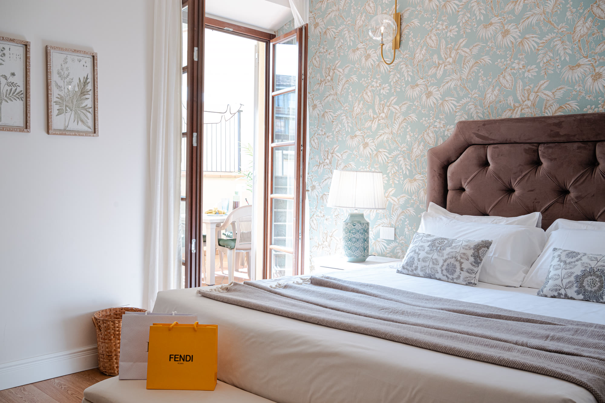 Servi 1368 Luxury Apartment — interni