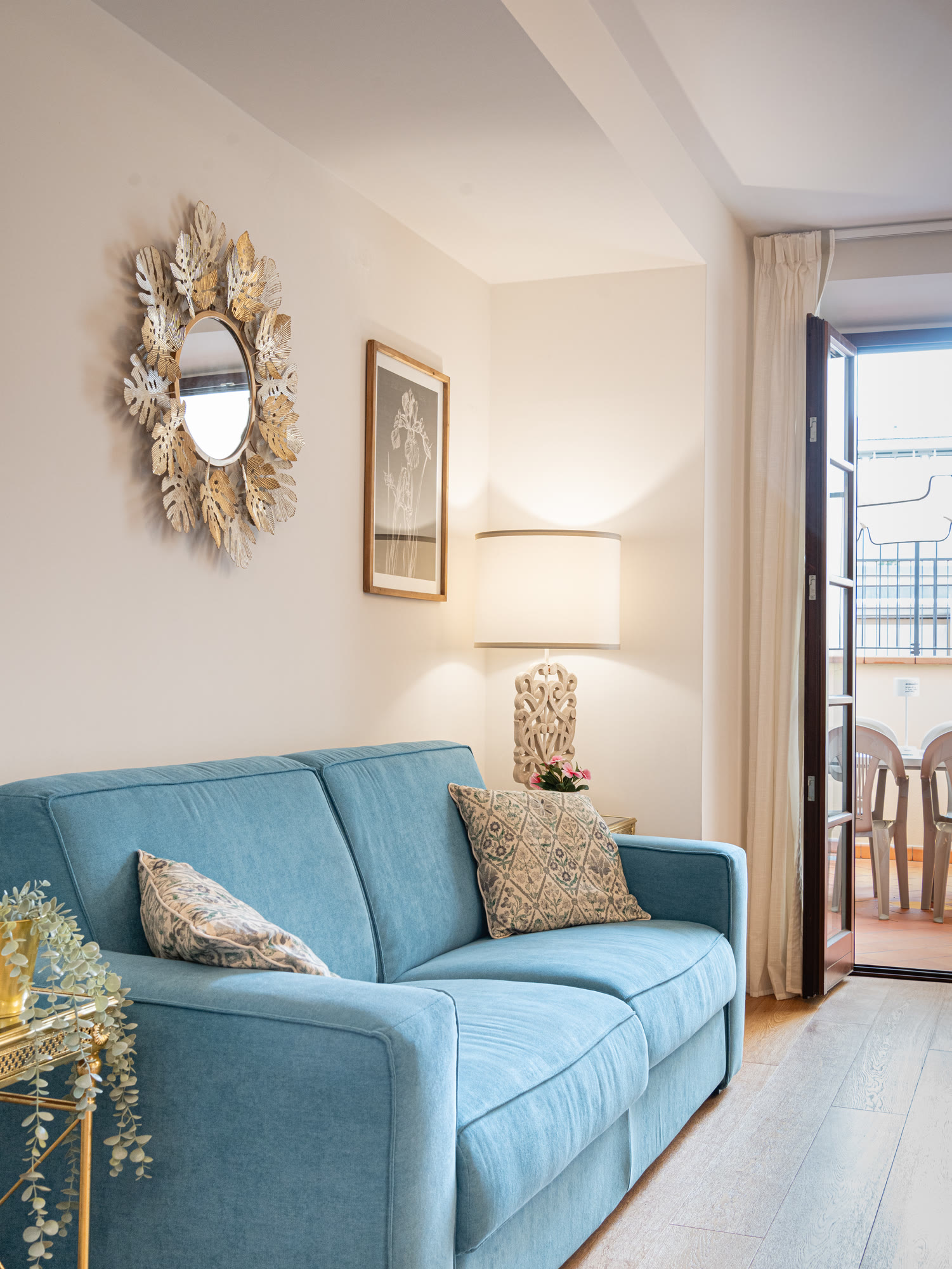 Servi 1368 Luxury Apartment — interni